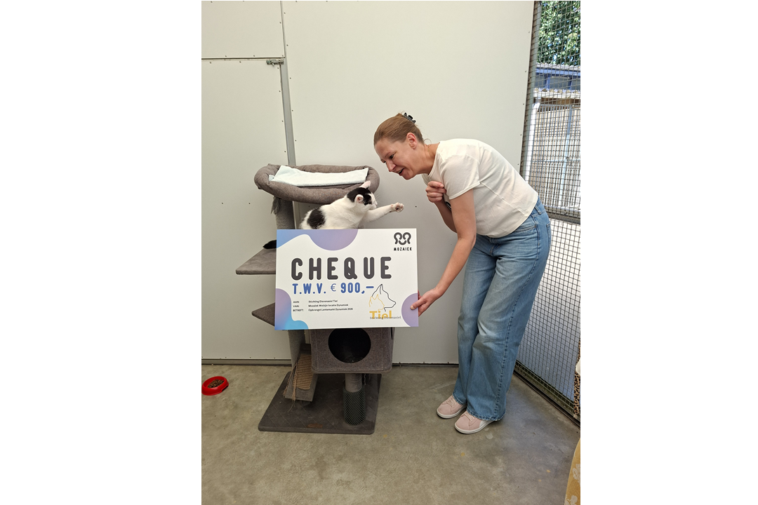 Stichting Dierenasiel Tiel ontvangt cheque